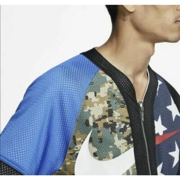 Nike Jacket Mens Medium Reversible Short Sleeve Zip Mesh Stars Camo Black Blue - Picture 2 of 15